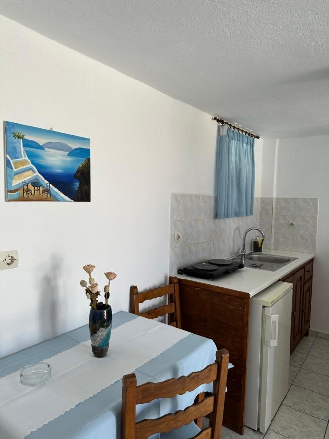Hotel Paradisos Oia Екстериор снимка