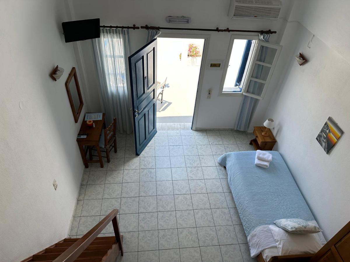 Hotel Paradisos Oia Екстериор снимка