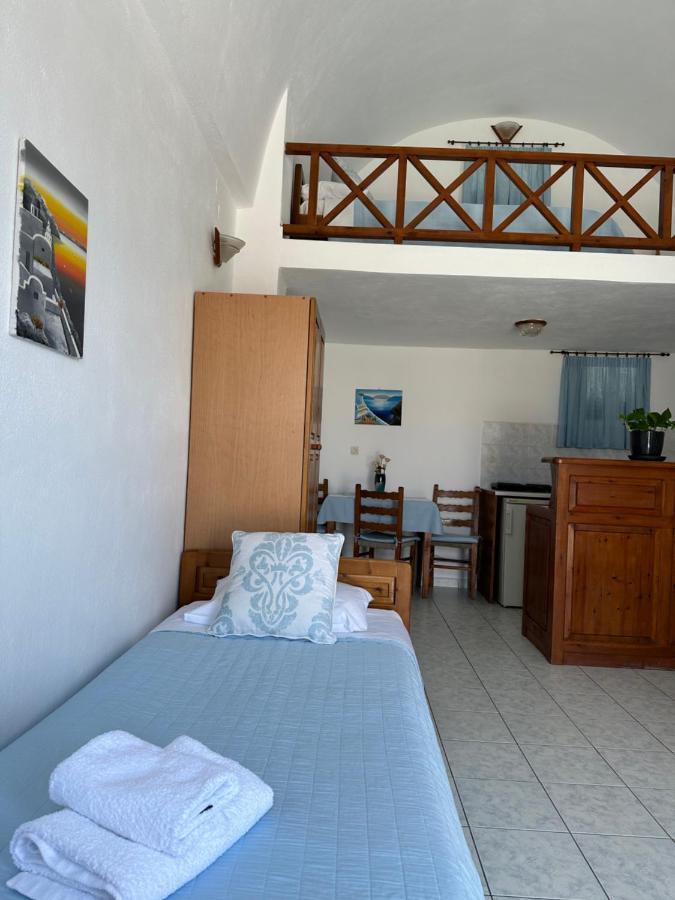 Hotel Paradisos Oia Екстериор снимка
