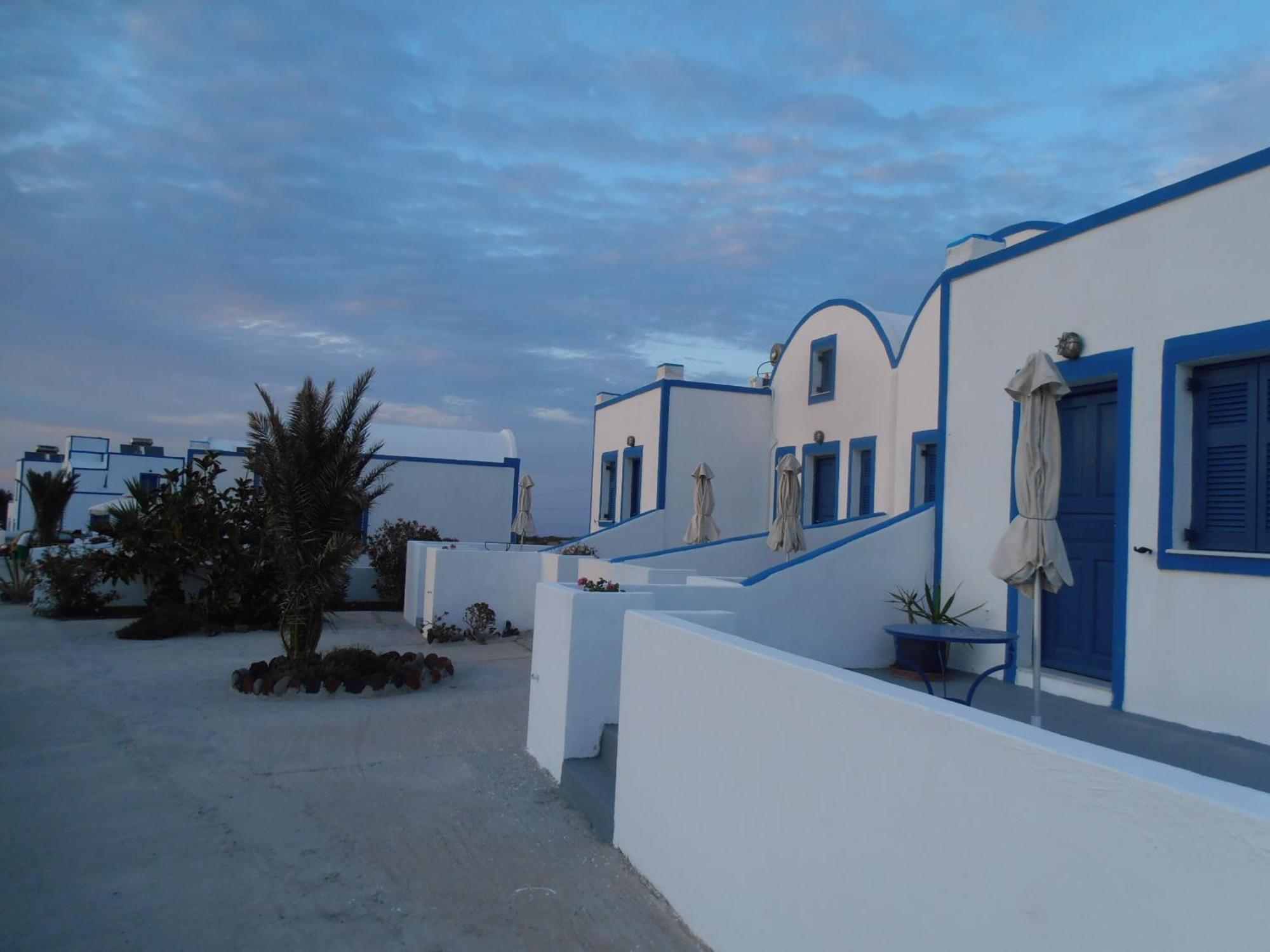 Hotel Paradisos Oia Екстериор снимка