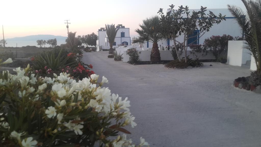 Hotel Paradisos Oia Екстериор снимка