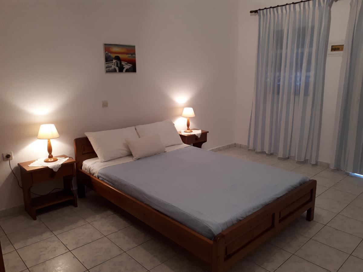 Hotel Paradisos Oia Екстериор снимка