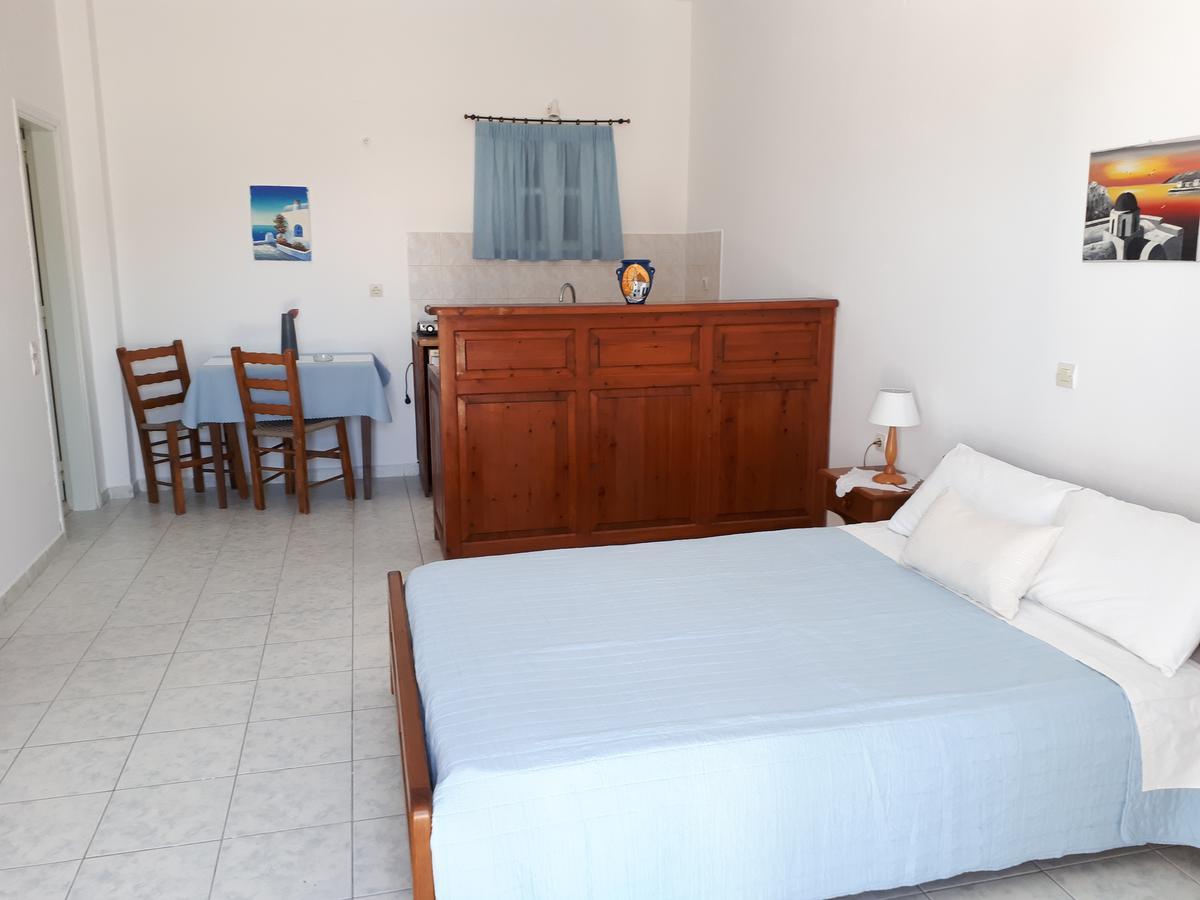 Hotel Paradisos Oia Екстериор снимка